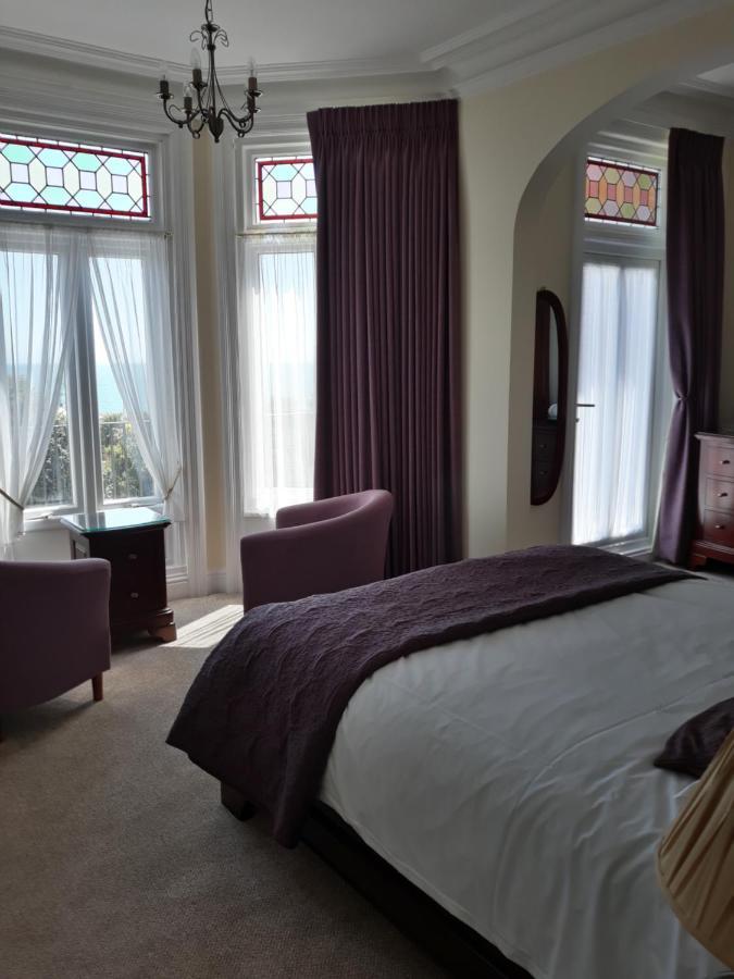 Breakers Bed And Breakfast 伊斯特布恩 外观 照片