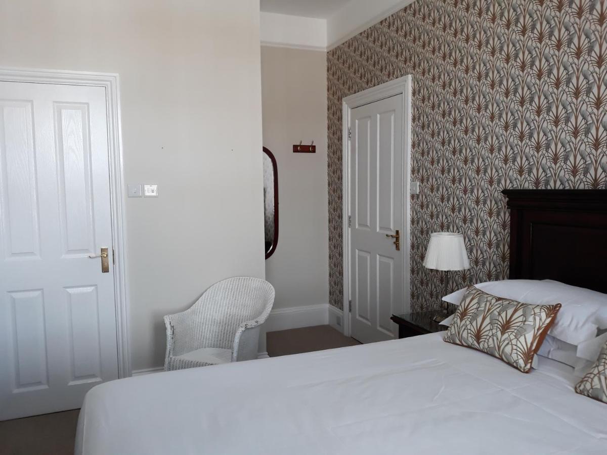 Breakers Bed And Breakfast 伊斯特布恩 外观 照片