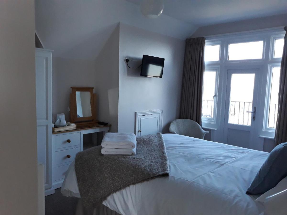 Breakers Bed And Breakfast 伊斯特布恩 外观 照片