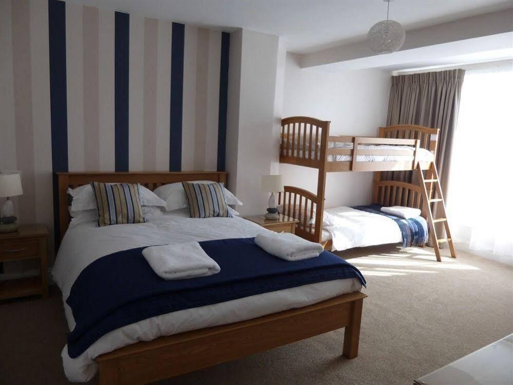 Breakers Bed And Breakfast 伊斯特布恩 外观 照片